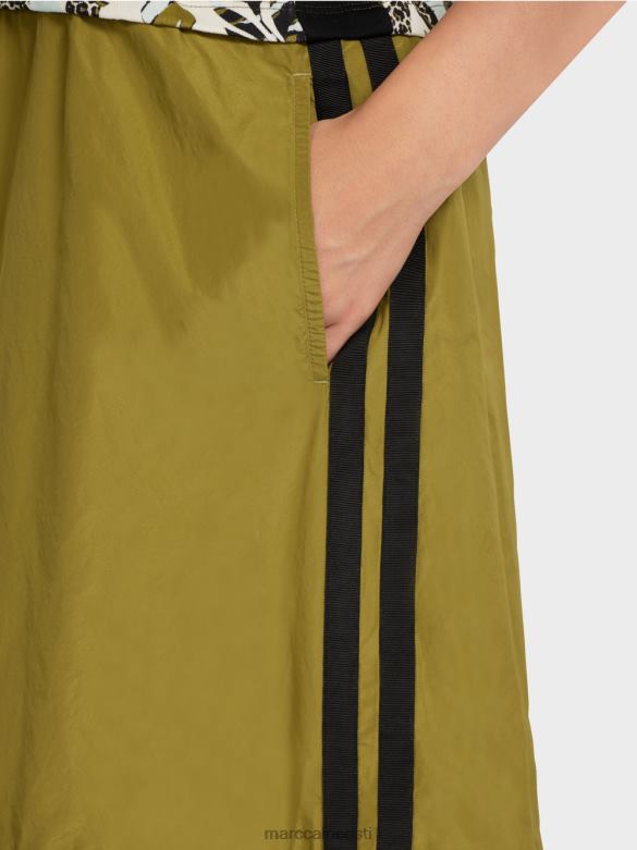 Marc Cain Riietus astmeline kleit stiili ja materjali seguga J8DT113 pehme katuseaken