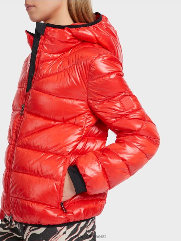 Marc Cain Riietus \"koos ümber mõtlema\" välijope J8DT242 campari