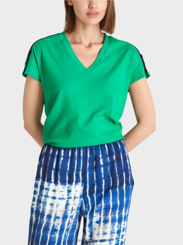 Marc Cain Riietus õlanööbiga t-särk J8DT1358 särav basiiliku leht