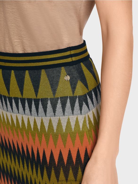 Marc Cain Riietus kitsas seelik \"kootud Saksamaal\" J8DT487 sügav oliiviroheline