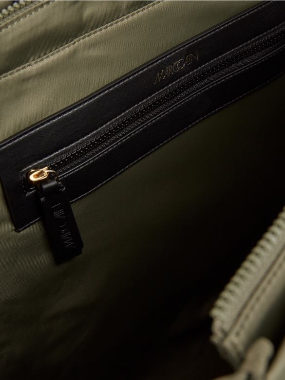 Marc Cain tarvik \"koos ümber mõtlema\" heegeldatud sangakott J8DT1538 kollane oliiv