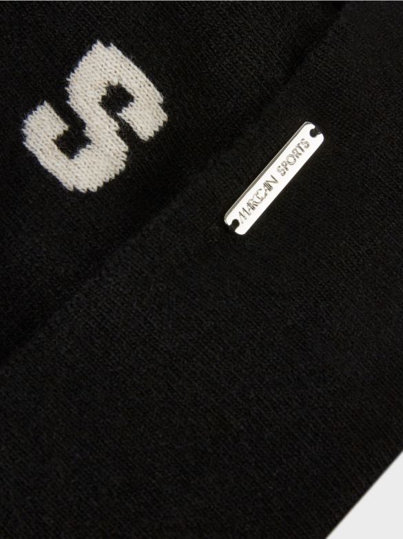 Marc Cain tarvik kootud \"mõtleme koos ümber\" müts J8DT1698 must